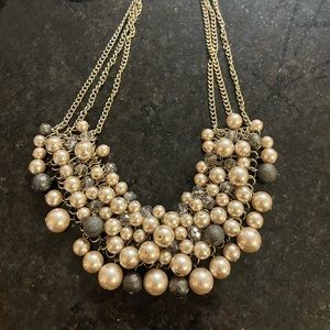 Loft pearl bib necklace